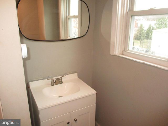 423 N 2ND ST, Reading, PA 19601