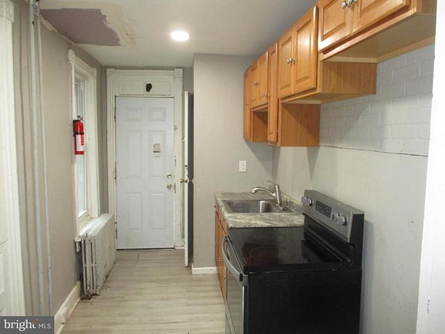 423 N 2ND ST, Reading, PA 19601