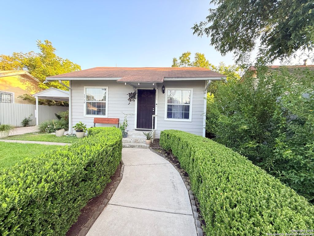 1718 Santa Barbara, San Antonio, TX 78201