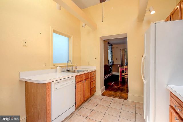111 S CHESTER ST, Baltimore, MD 21231