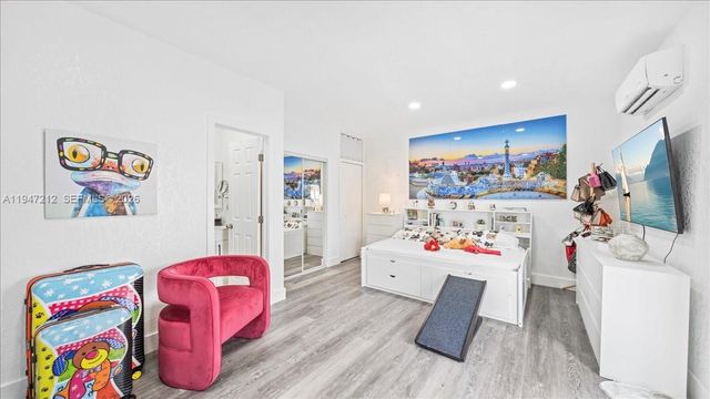 13430 SW 25th St, Miami, FL 33175