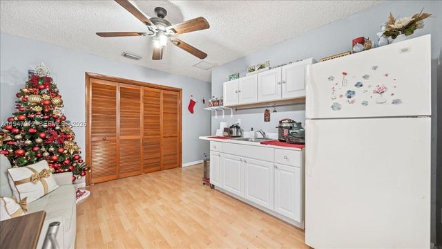 13430 SW 25th St, Miami, FL 33175