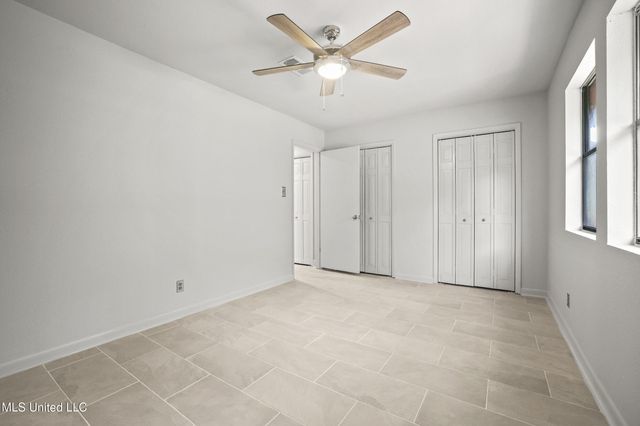 110 Simon Boulevard, Ocean Springs, MS 39564