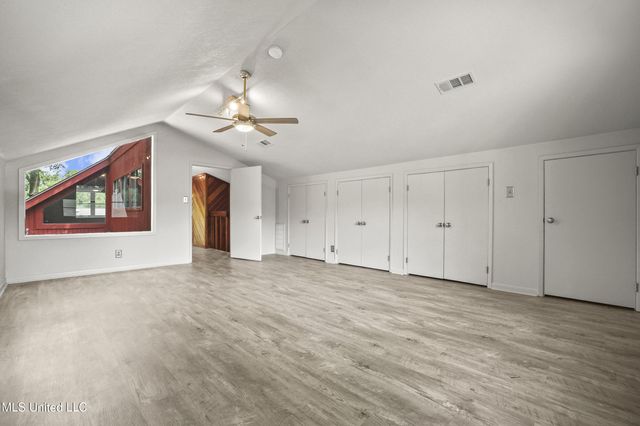 110 Simon Boulevard, Ocean Springs, MS 39564