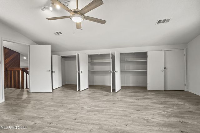 110 Simon Boulevard, Ocean Springs, MS 39564
