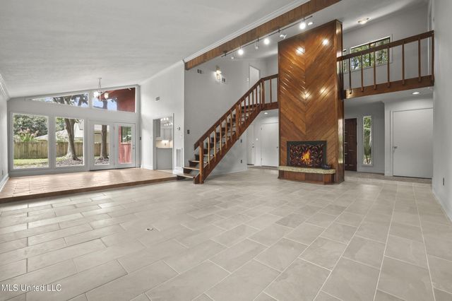 110 Simon Boulevard, Ocean Springs, MS 39564