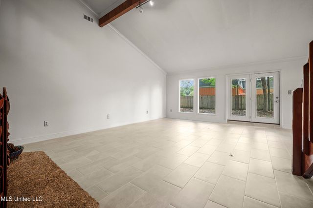 110 Simon Boulevard, Ocean Springs, MS 39564