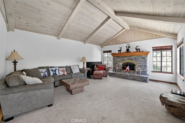 1198 Montreal Drive, Lake Arrowhead, CA 92352