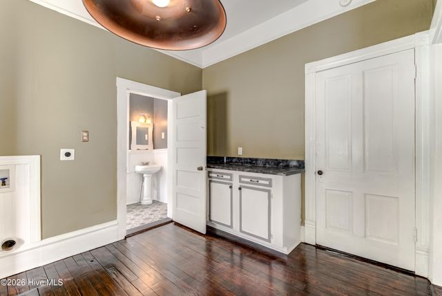 108 N 8th Street, Wilmington, NC 28401