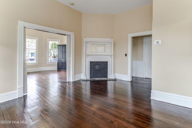 108 N 8th Street, Wilmington, NC 28401