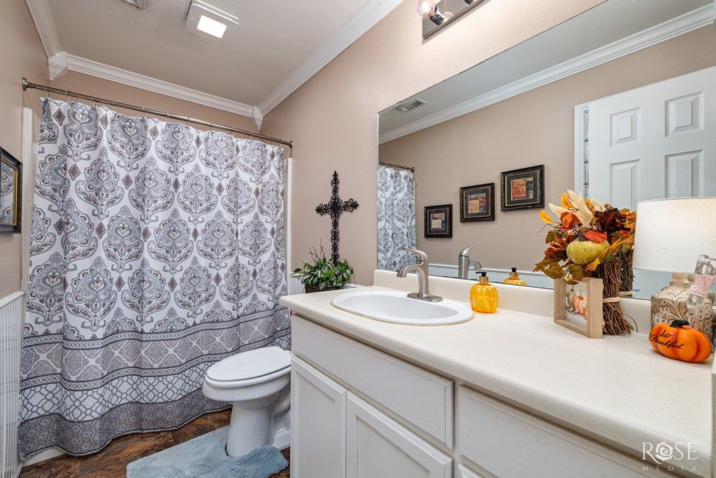 Image 24 of property listing at 2402 Fairview School Rd, San Angelo, TX 76904