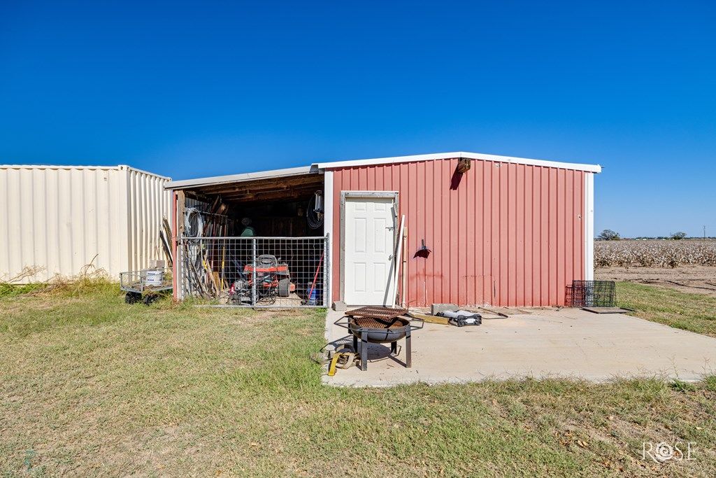 Image 34 of property listing at 2402 Fairview School Rd, San Angelo, TX 76904