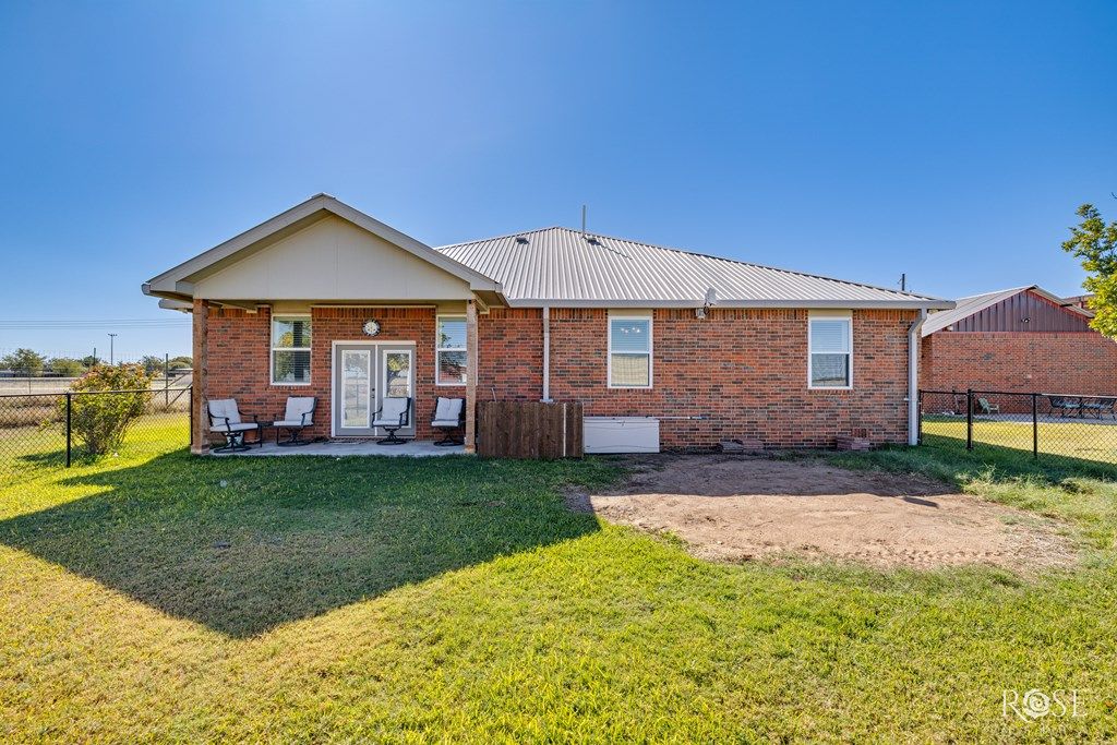 Image 35 of property listing at 2402 Fairview School Rd, San Angelo, TX 76904