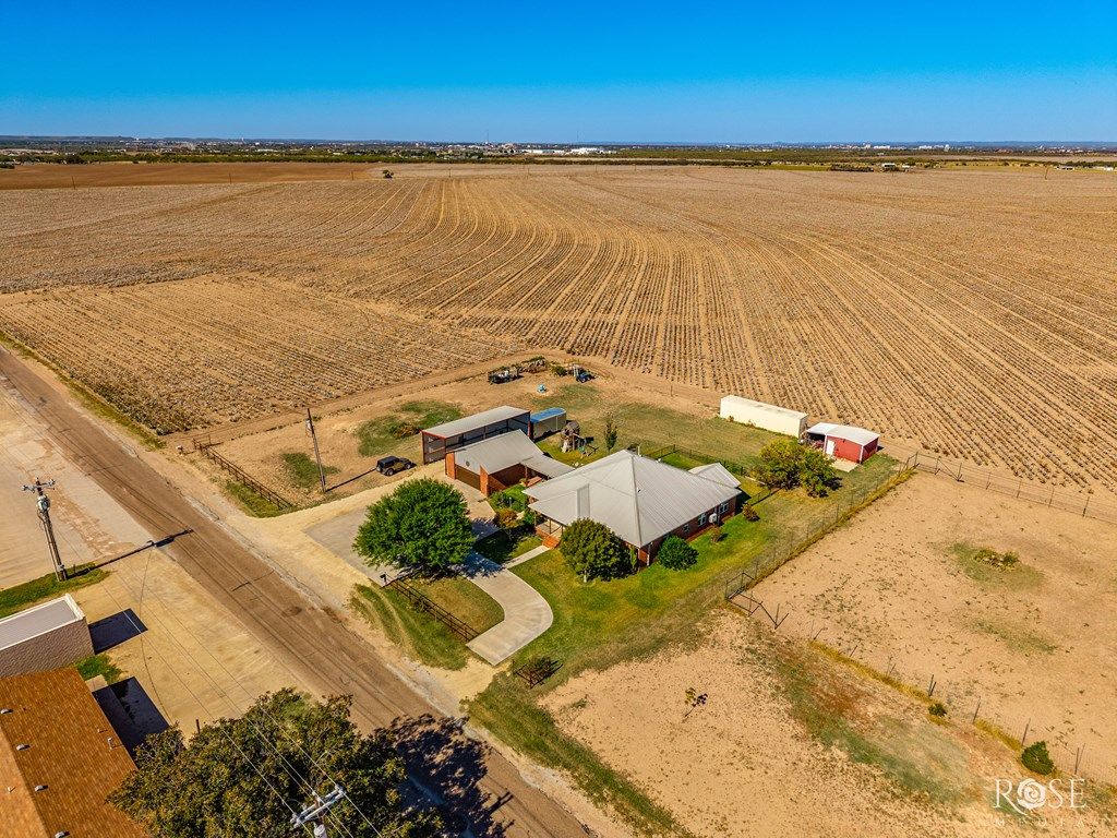 Image 40 of property listing at 2402 Fairview School Rd, San Angelo, TX 76904