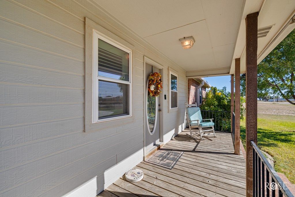 Image 6 of property listing at 2402 Fairview School Rd, San Angelo, TX 76904