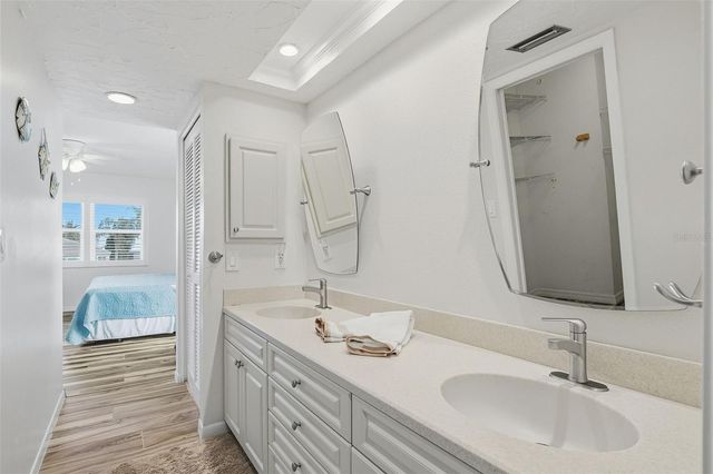 1100 CAPRI ISLES BOULEVARD 328, Venice, FL 34292