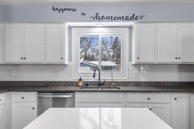 12135 W Luther AVENUE, Hales Corners, WI 53130