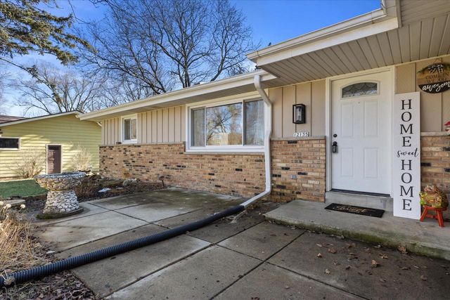 12135 W Luther AVENUE, Hales Corners, WI 53130