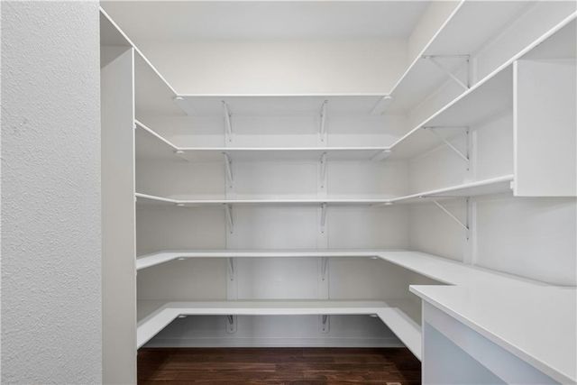 24818 W 89th Street, Lenexa, KS 66227