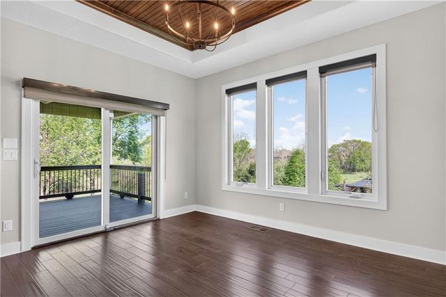 24818 W 89th Street, Lenexa, KS 66227