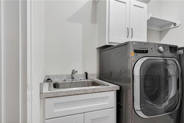 24818 W 89th Street, Lenexa, KS 66227