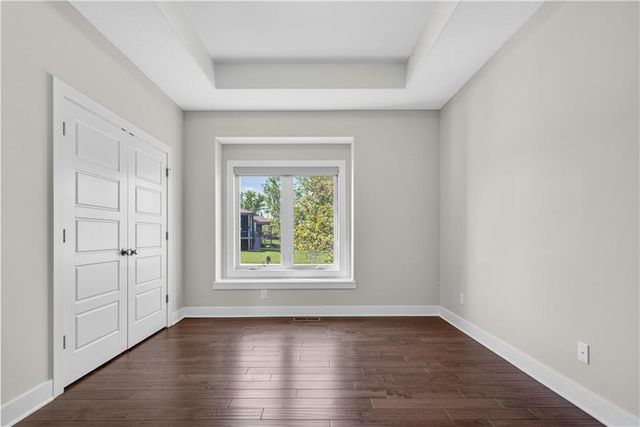 24818 W 89th Street, Lenexa, KS 66227