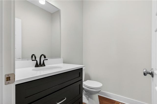 24818 W 89th Street, Lenexa, KS 66227