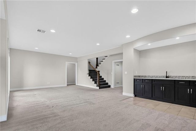 24818 W 89th Street, Lenexa, KS 66227