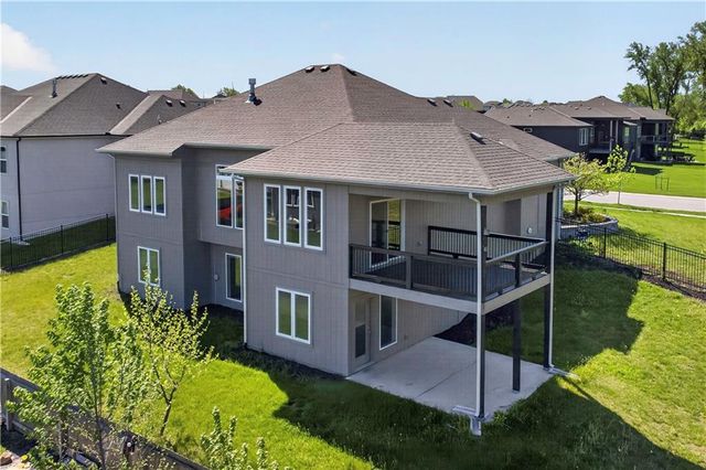 24818 W 89th Street, Lenexa, KS 66227