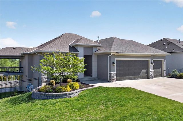 24818 W 89th Street, Lenexa, KS 66227