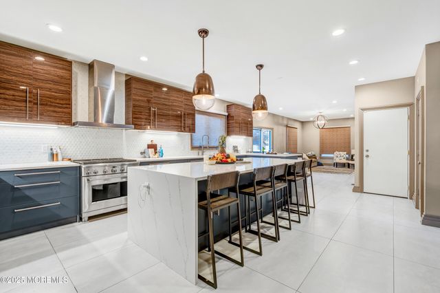 450 Wells Avenue, Oakhurst, NJ 07755