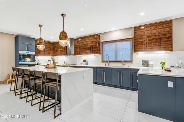 450 Wells Avenue, Oakhurst, NJ 07755