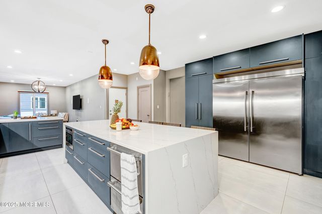 450 Wells Avenue, Oakhurst, NJ 07755