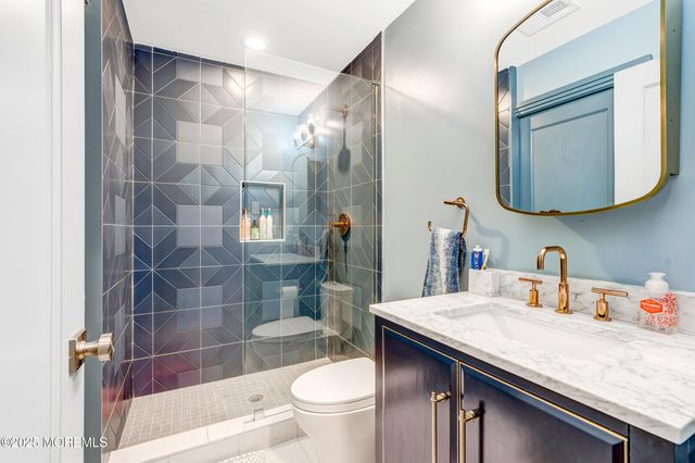 450 Wells Avenue, Oakhurst, NJ 07755