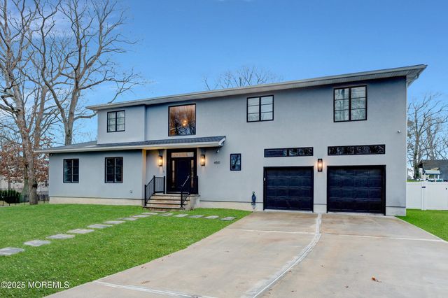 450 Wells Avenue, Oakhurst, NJ 07755