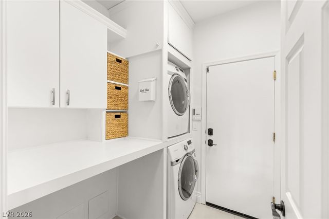 120 Emerald Dunes Circle, Henderson, NV 89052