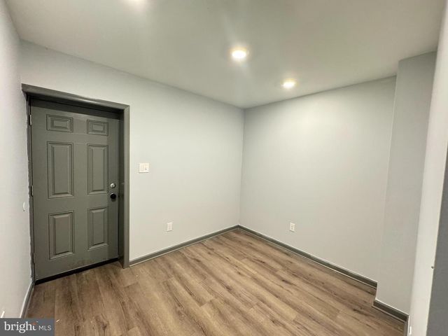 1211 W HILTON ST, Philadelphia, PA 19140