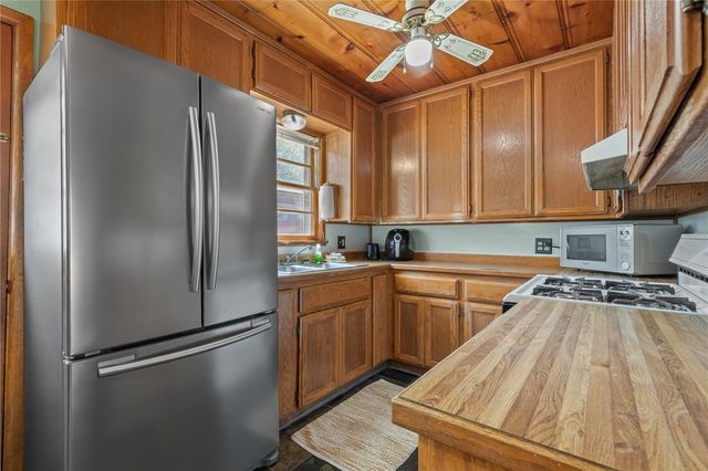 1138 Mallard Drive, Diamond City, AR 72644