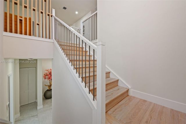 8118 NW 46th Ter, Doral, FL 33166