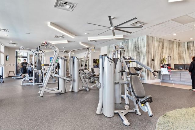 8118 NW 46th Ter, Doral, FL 33166