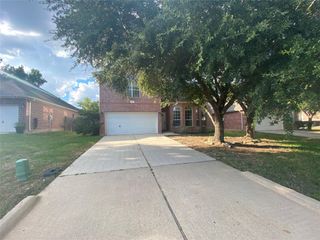 9210 Hidden Lake E, Magnolia, TX 77354