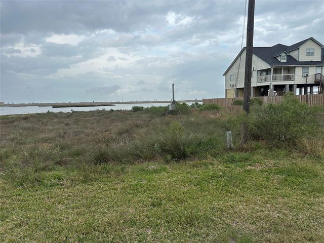 00 4512 Swan 1, Hitchcock, TX 77563