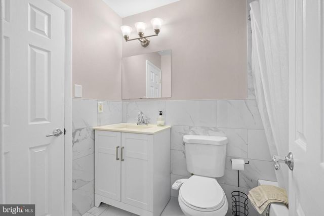 37 BUTTONWOOD RD, Voorhees, NJ 08043