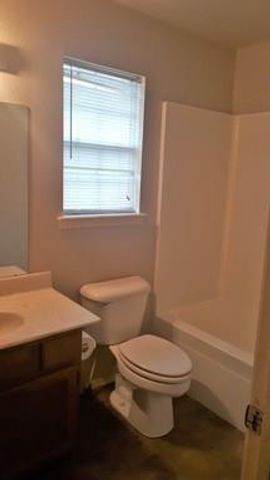 1 Holly Drive, Bentonville, AR 72712
