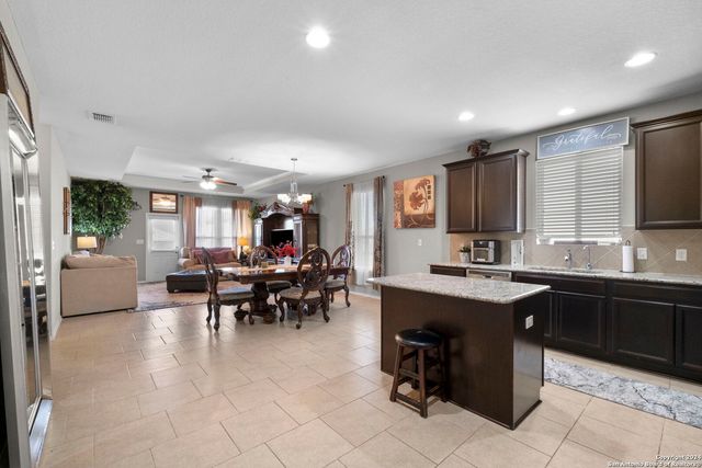7227 MARINA DEL REY, Converse, TX 78109