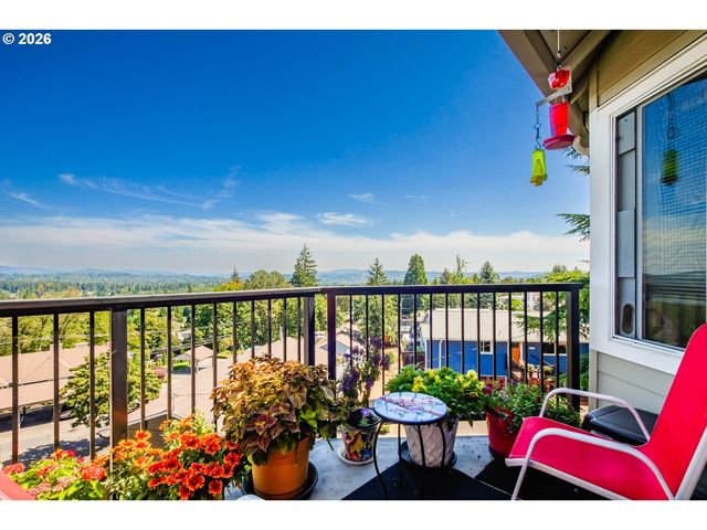6331 WHITE TAIL Dr 64, West Linn, OR 97068