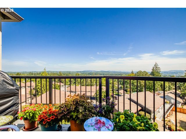 6331 WHITE TAIL Dr 64, West Linn, OR 97068
