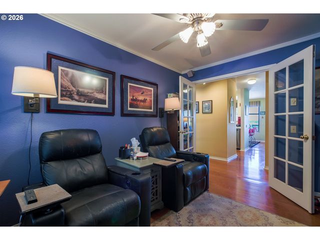 6331 WHITE TAIL Dr 64, West Linn, OR 97068