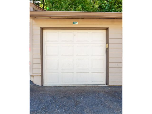 6331 WHITE TAIL Dr 64, West Linn, OR 97068