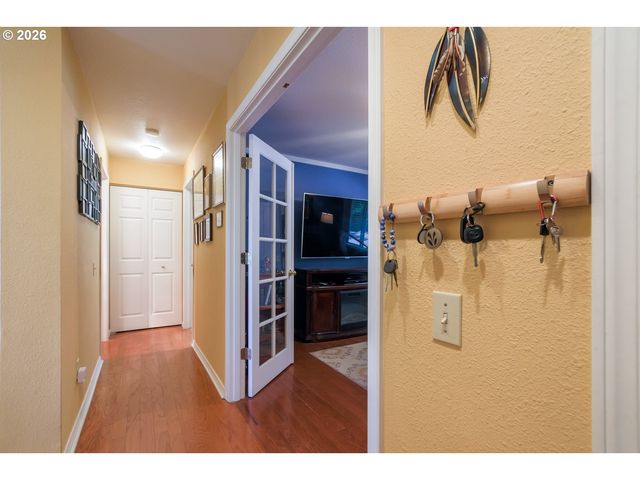 6331 WHITE TAIL Dr 64, West Linn, OR 97068